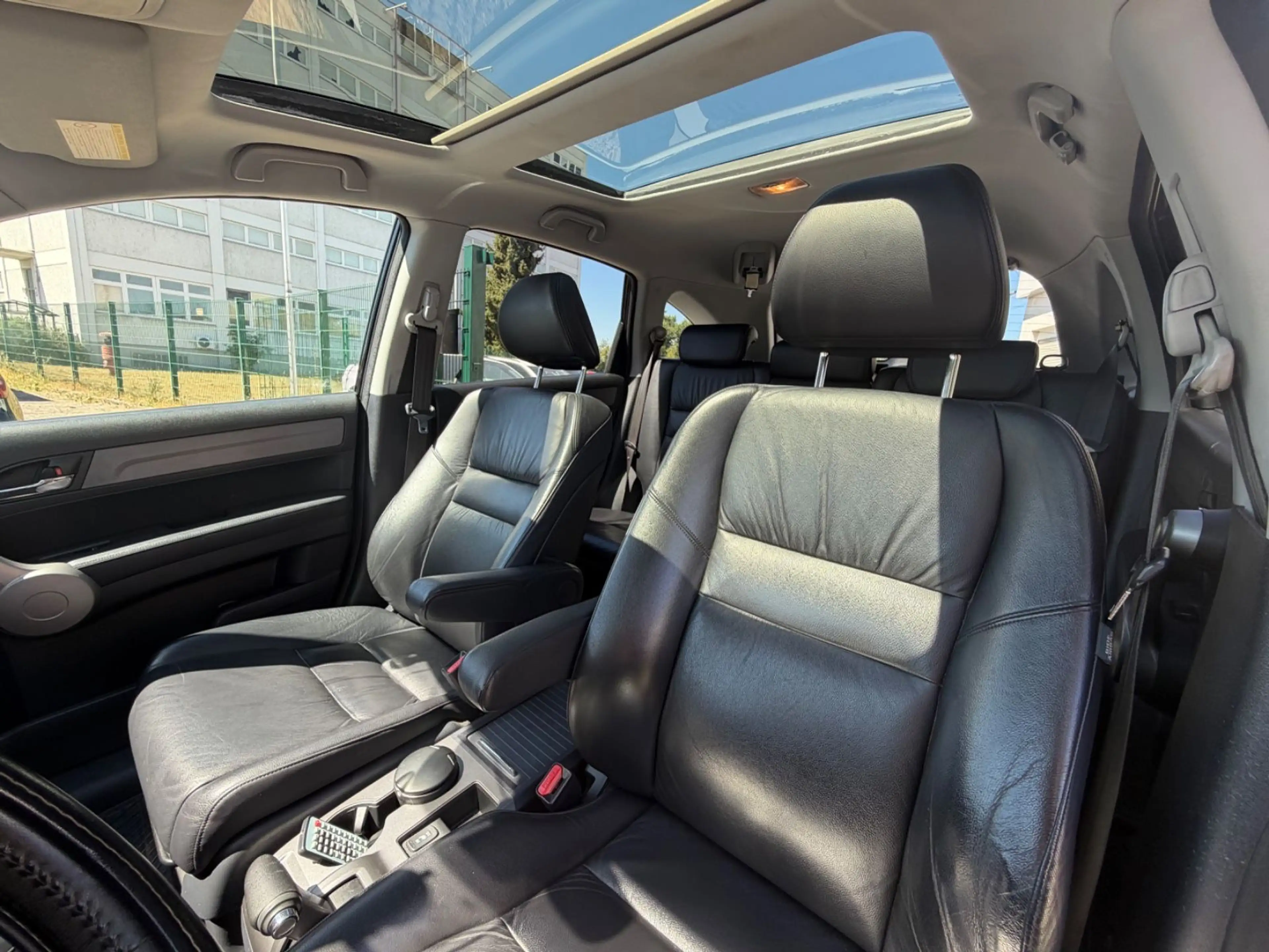 Honda CR-V Executive — photo 11