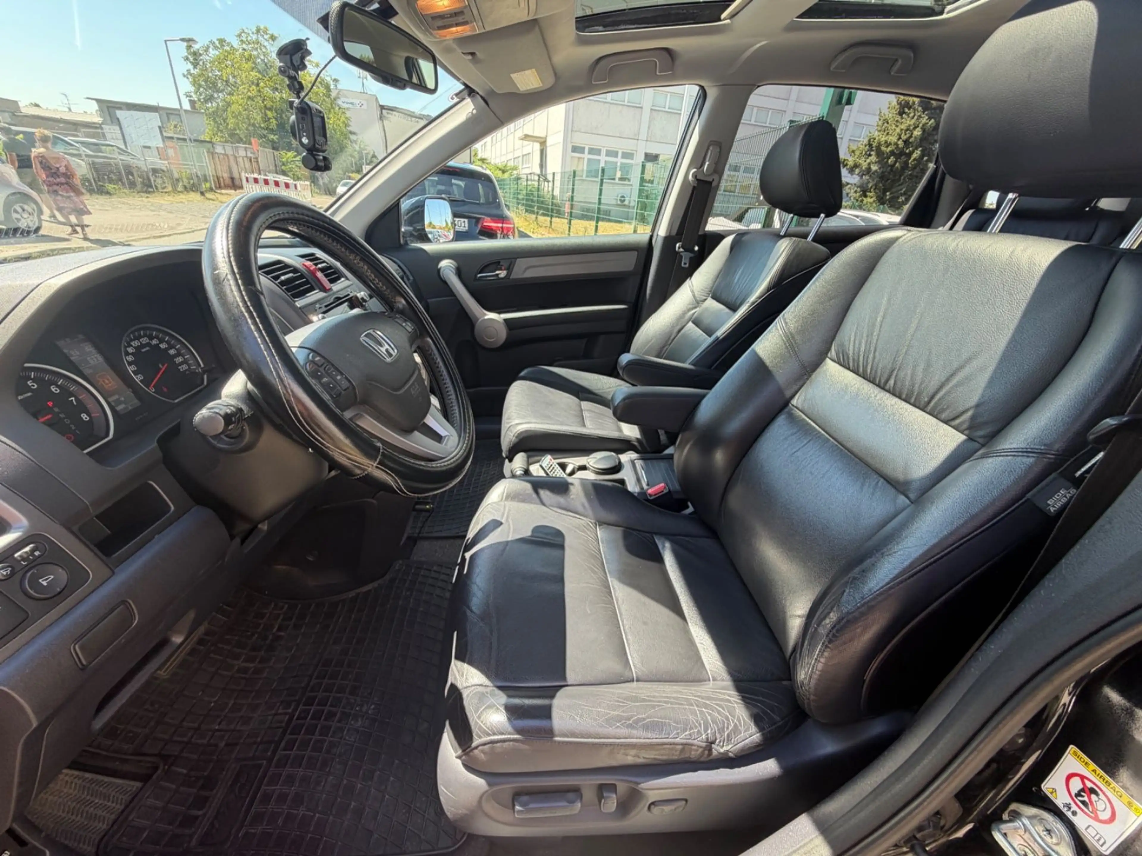 Honda CR-V Executive — photo 10