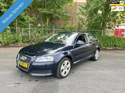 Audi A3 1.6 Attraction Pro Line