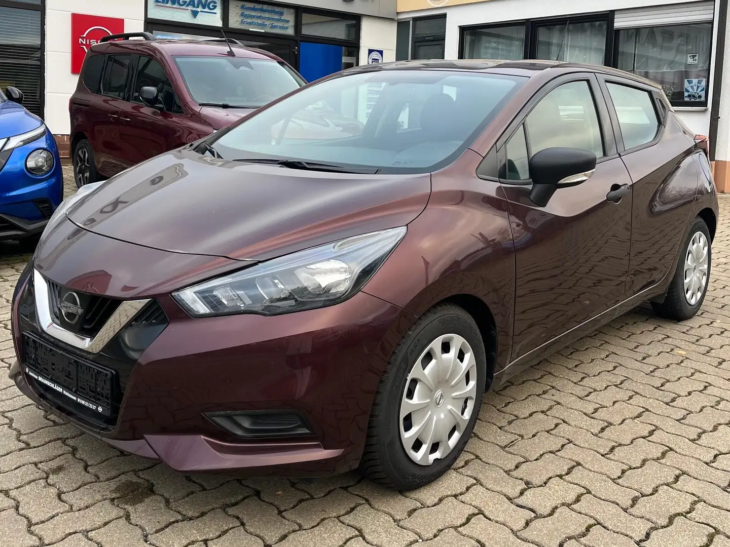 Nissan Micra VISIA 1.0 90 PS Rot - 2