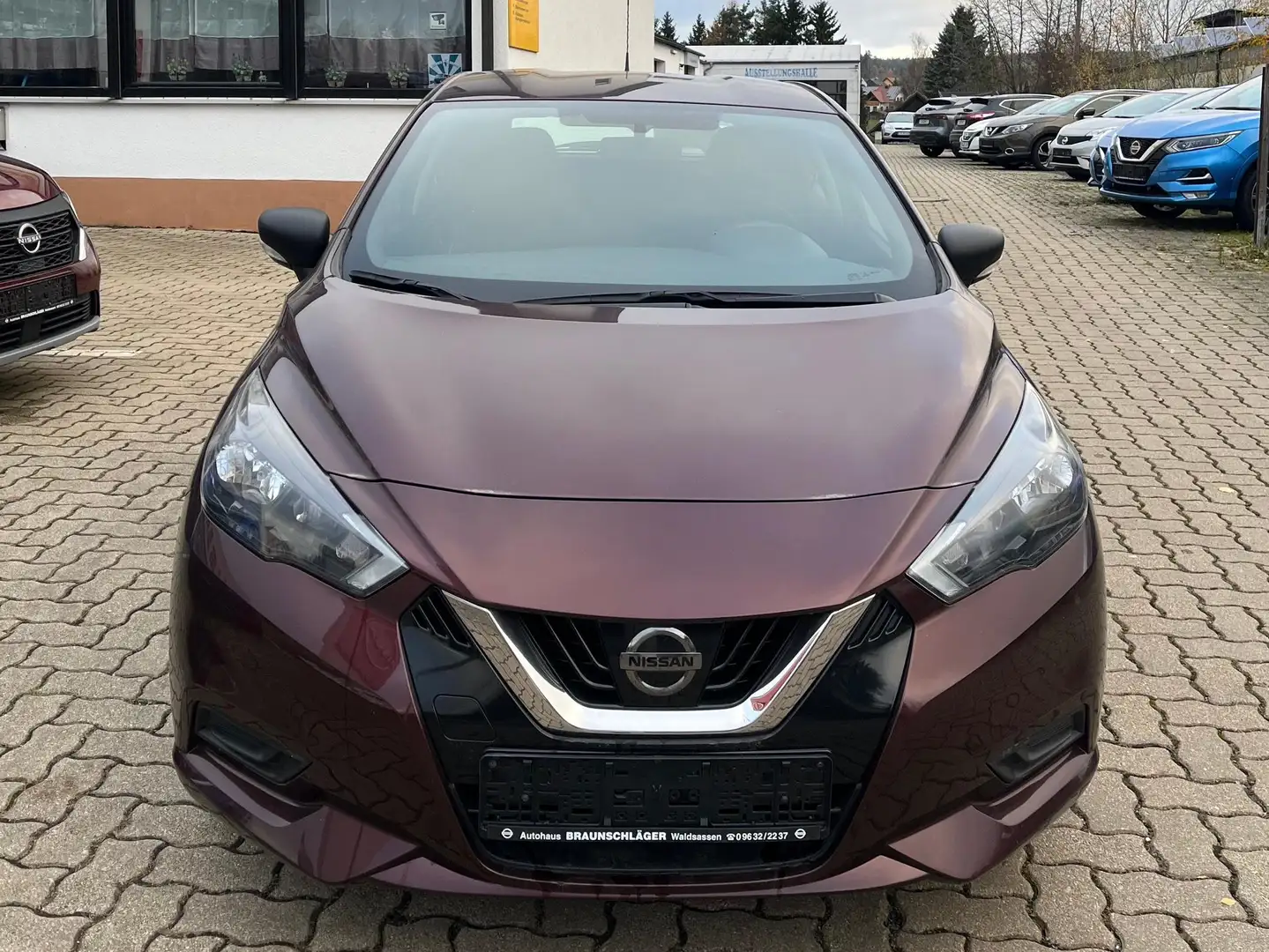 Nissan Micra VISIA 1.0 90 PS Rot - 1