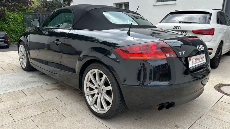 Audi TT Coupe/Roadster 2.0 TFSI Roadster — photo 12