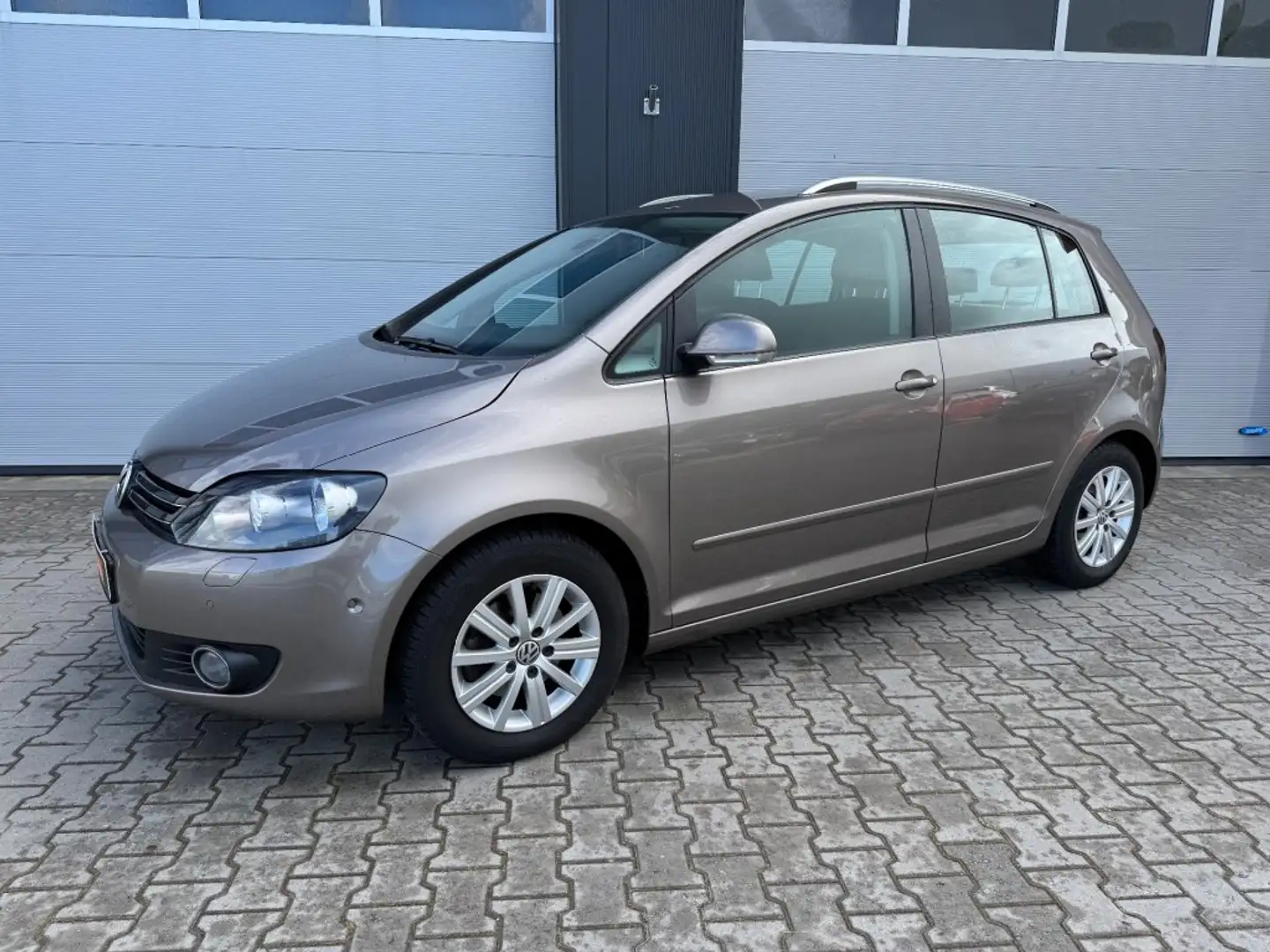 Volkswagen Golf 1.4 TSI COMFORTLINE / Unieke km-stand 66391 / NAP Braun - 1