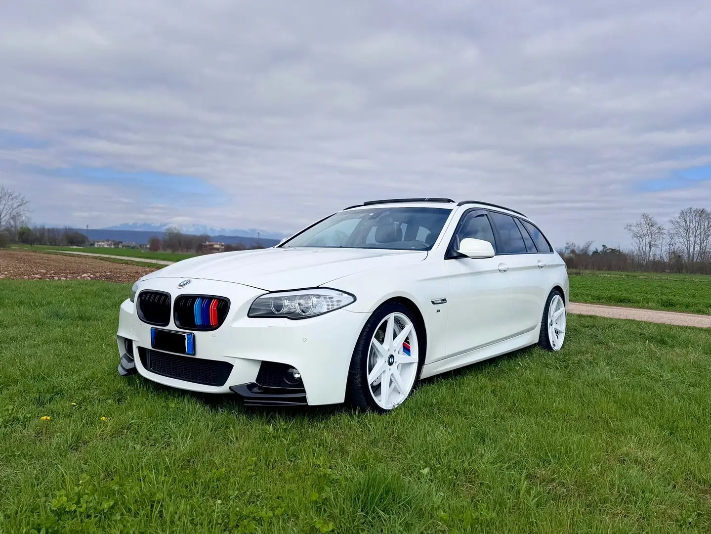 BMW 520 520d Touring Msport Bianco - 2