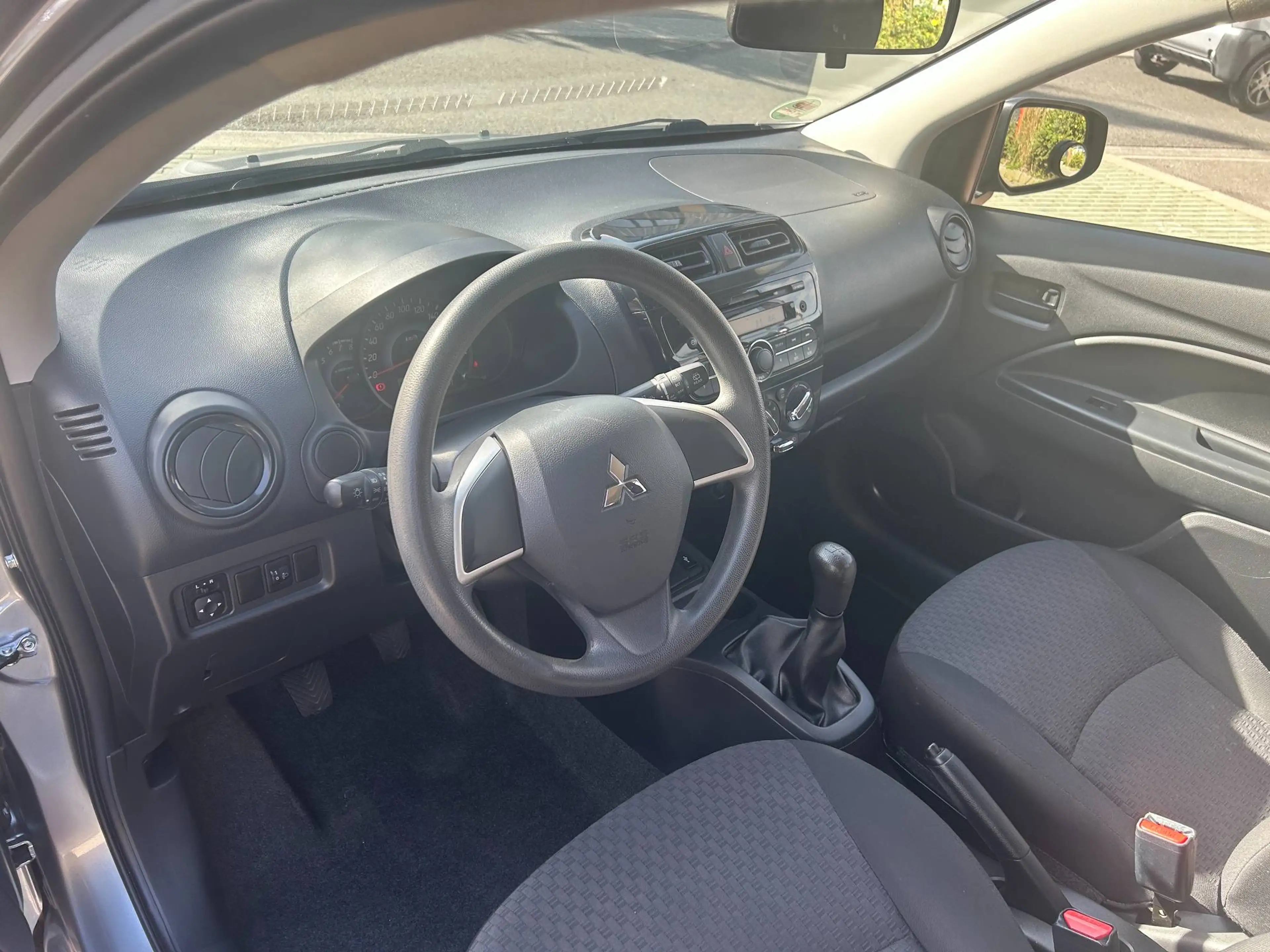 Mitsubishi Space Star Space Star 1.0i ClearTec Intro — photo 11
