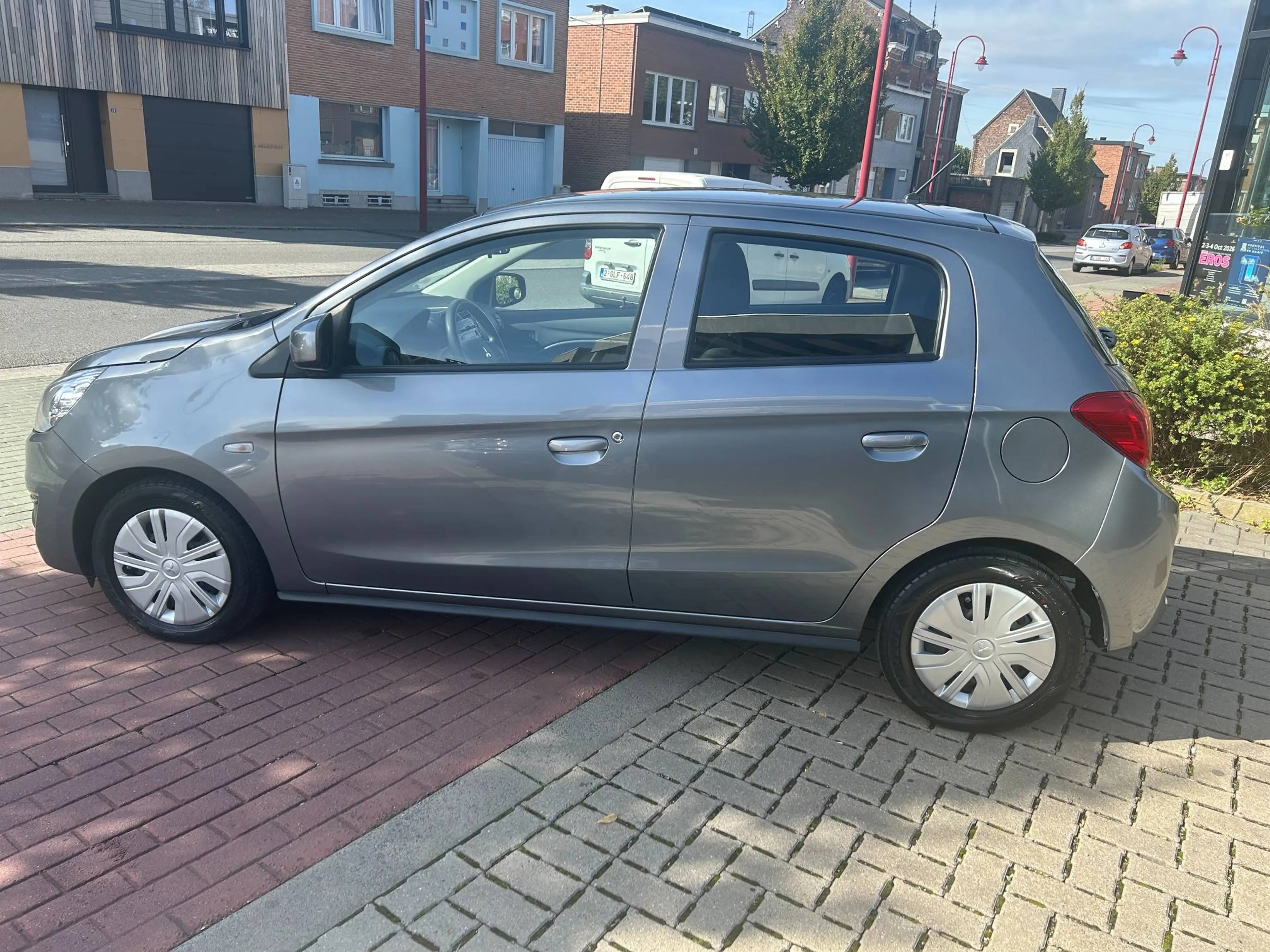 Mitsubishi Space Star Space Star 1.0i ClearTec Intro — photo 9