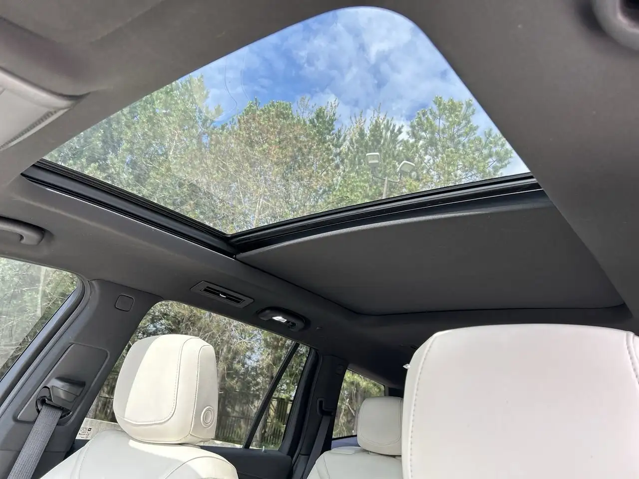 Cadillac XT6 снимка Cadillac XT6