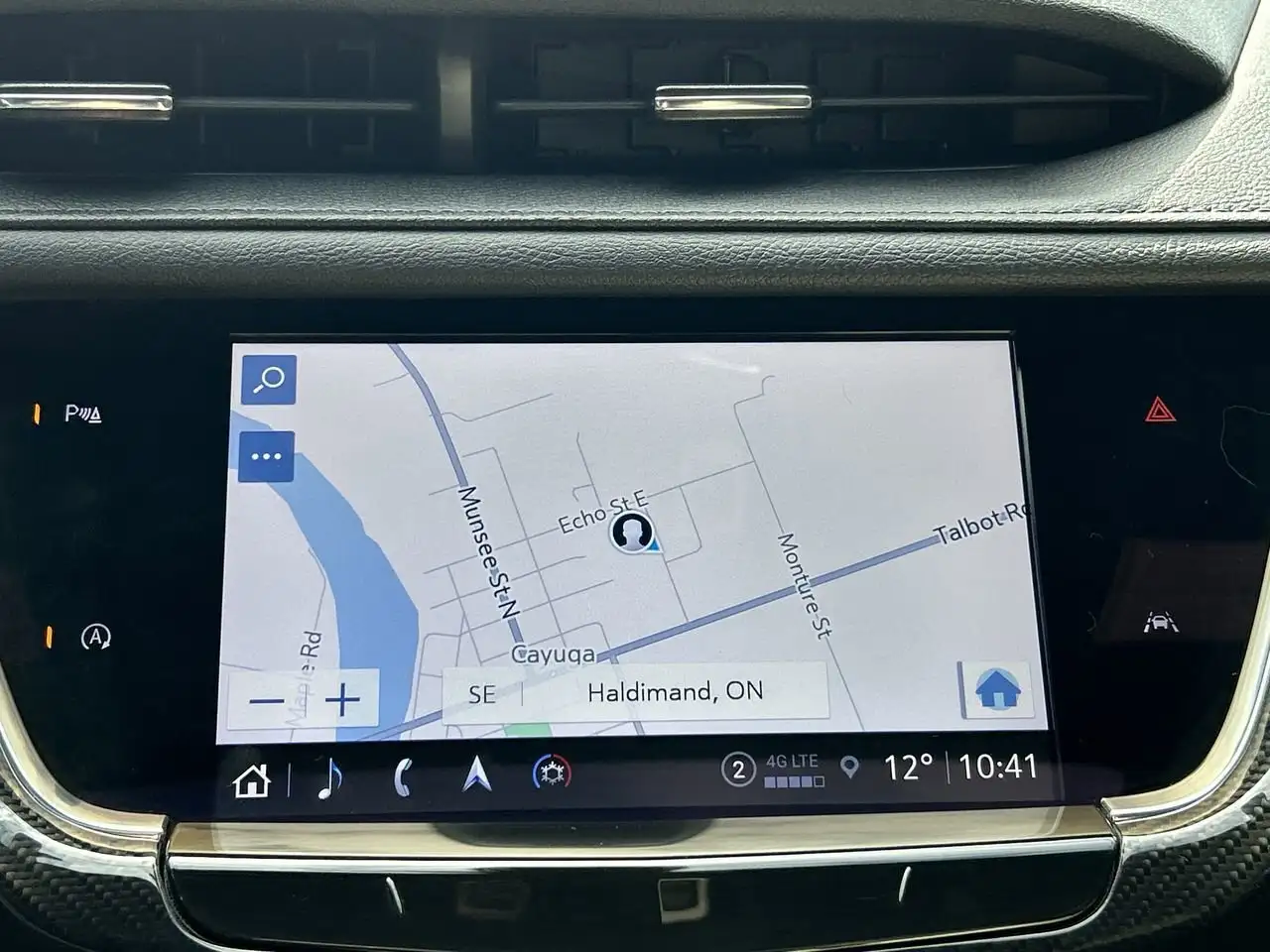 Cadillac XT6 снимка Cadillac XT6