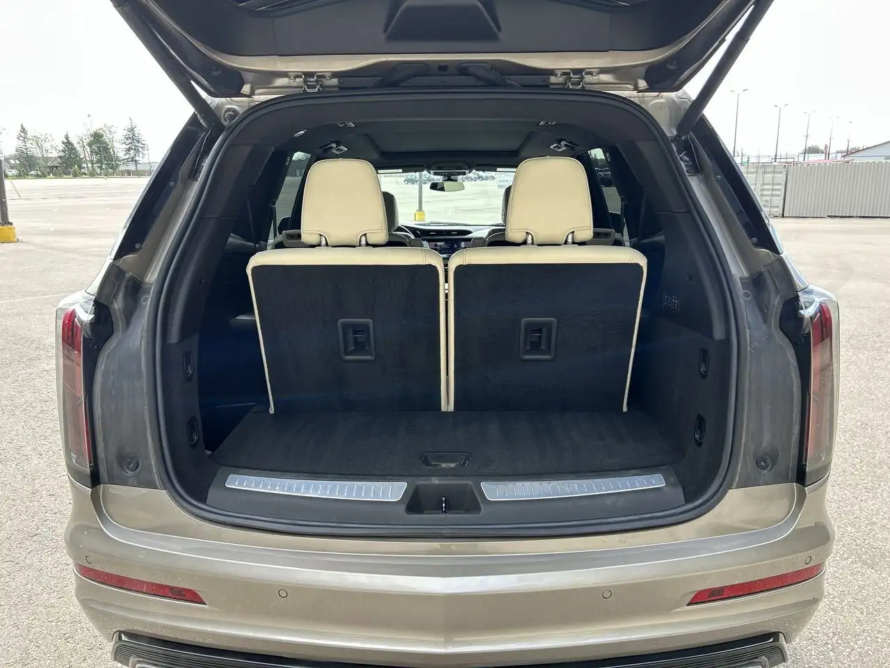 Cadillac XT6 снимка Cadillac XT6