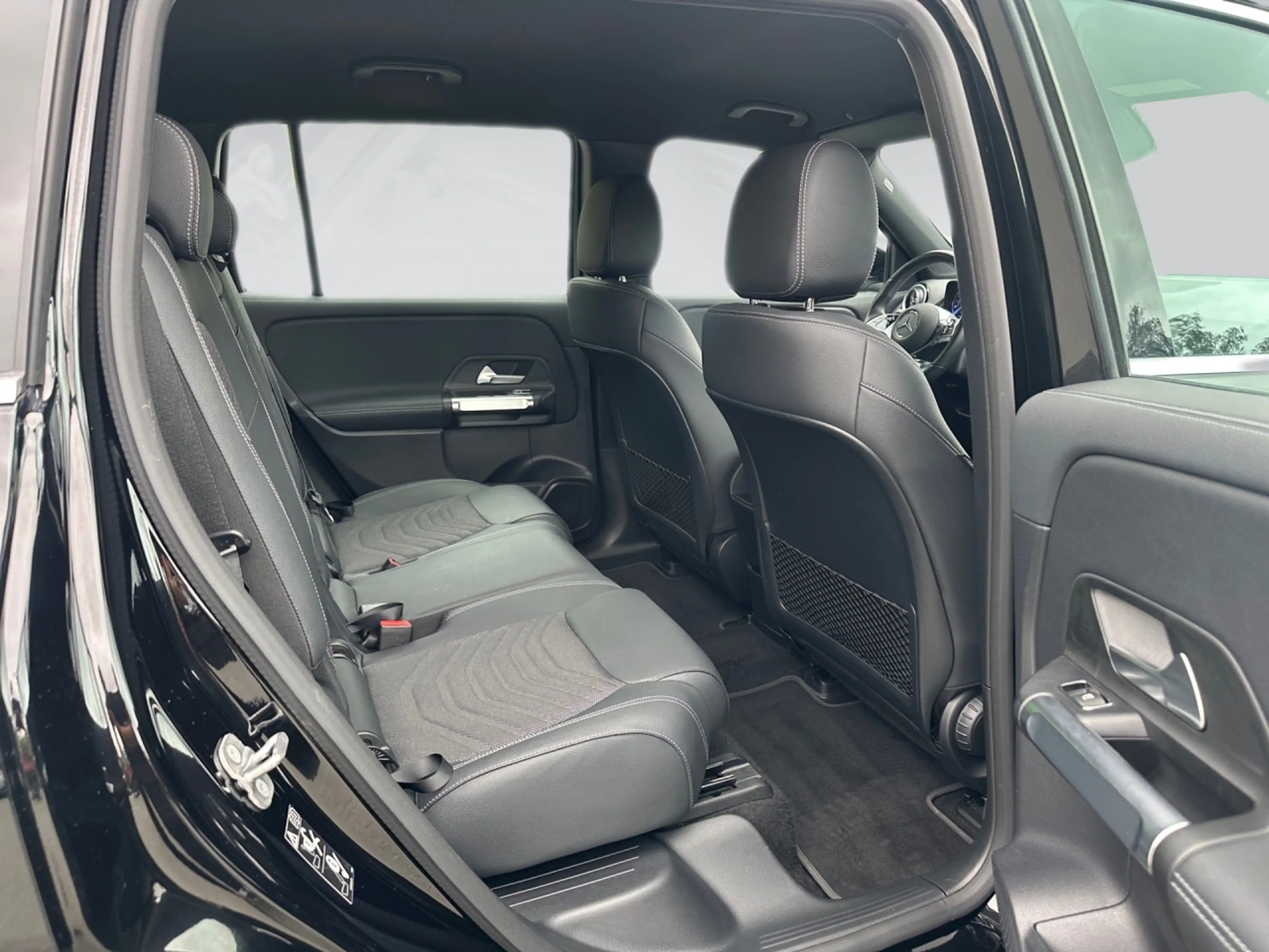 Mercedes-Benz EQB 250 + PROGRESSIVE+360+LENKRHZ+EL HECKKL+LED — photo 13