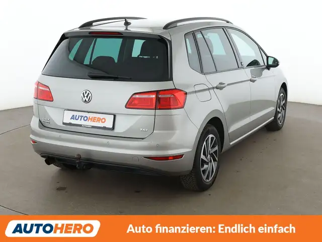 Volkswagen Golf Sportsvan view 6