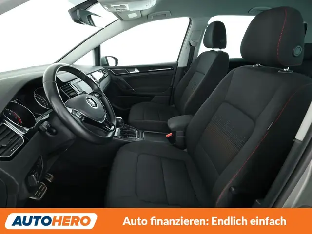 Volkswagen Golf Sportsvan view 10