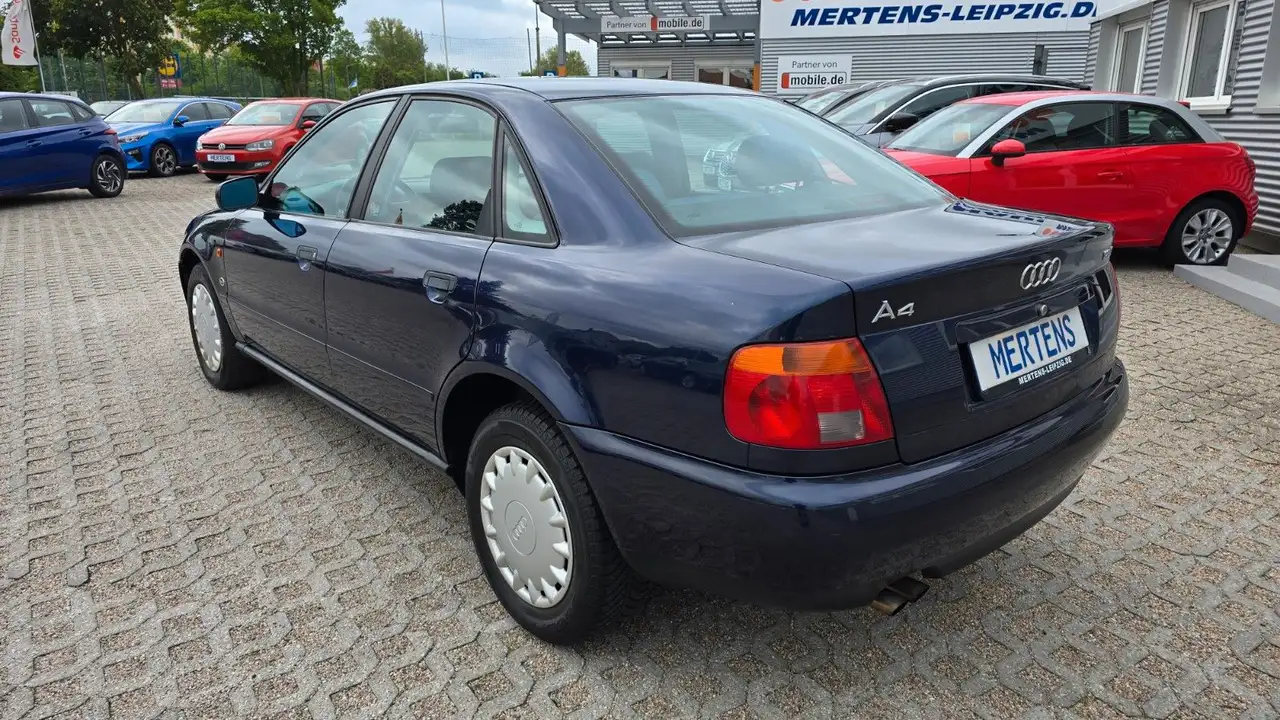 Audi A4 1.8 T 30 Jahre Oldtimer Gewerbe, foto 2