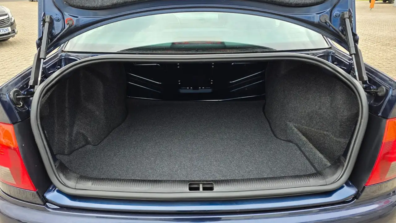 Audi A4 1.8 T 30 Jahre Oldtimer Gewerbe, foto 11