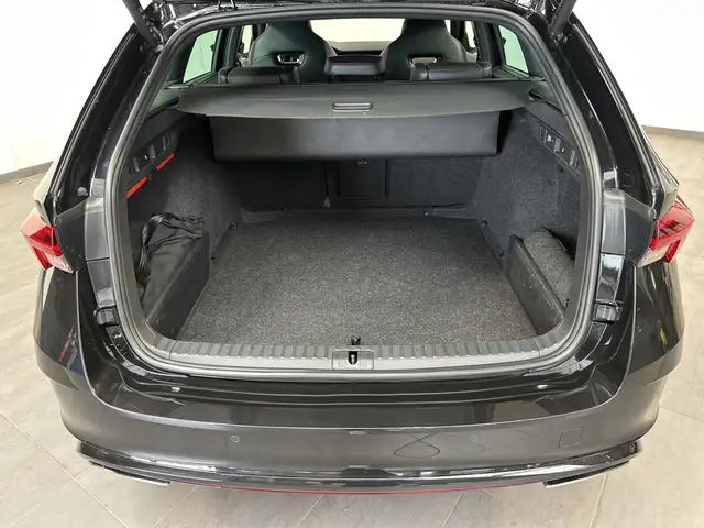 Skoda Octavia view 6