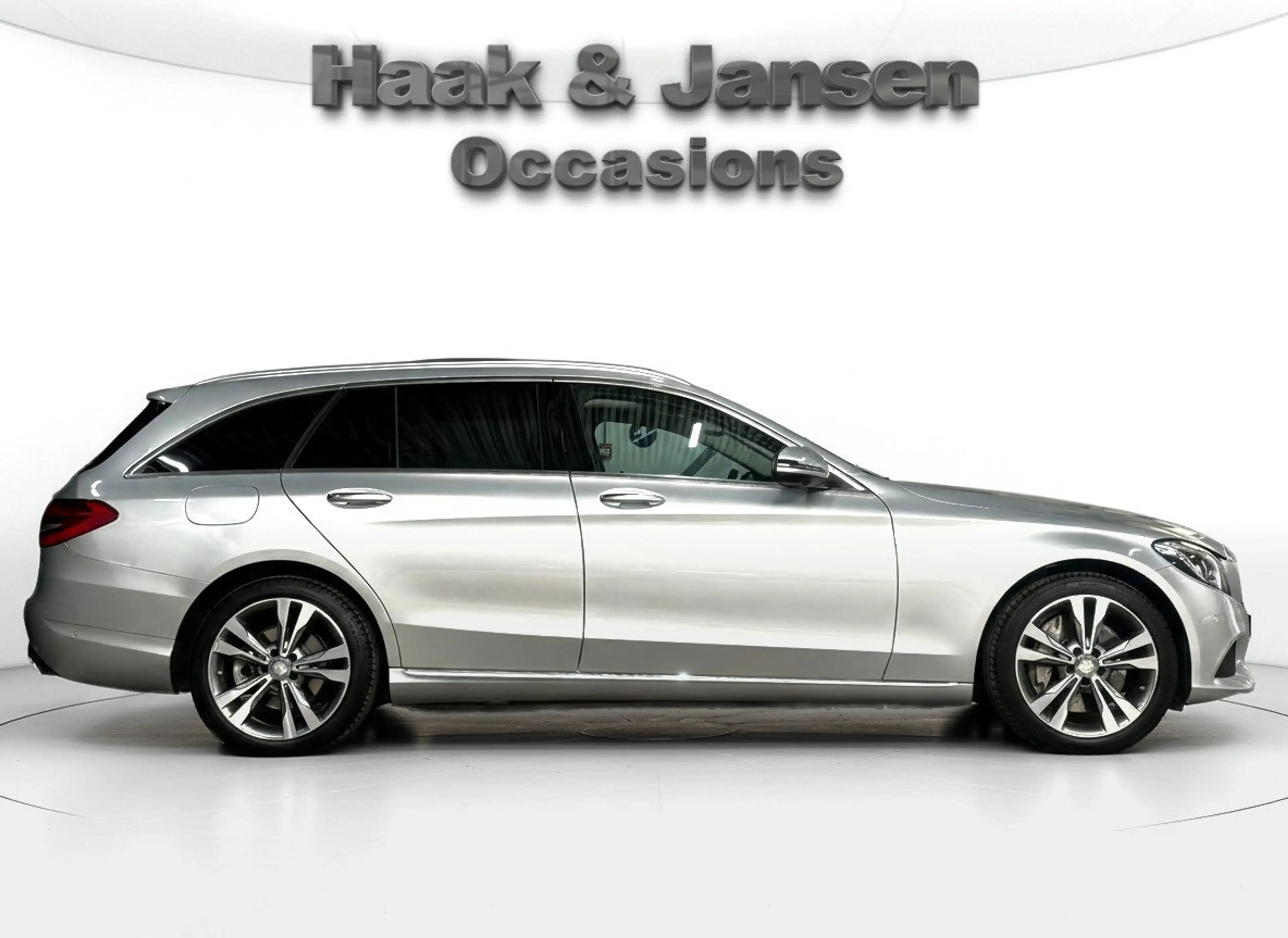 Mercedes-Benz C 350 Estate e - Burmester - Pano - ACC — photo 7