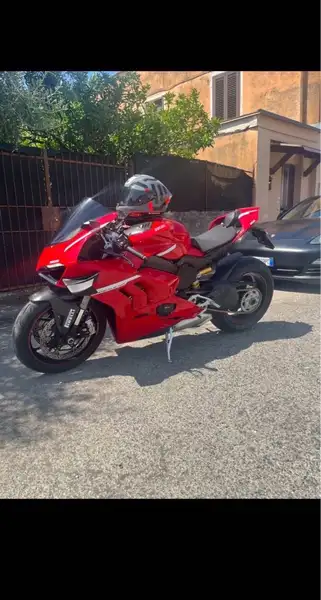 Ducati Panigale V4 - foto 3