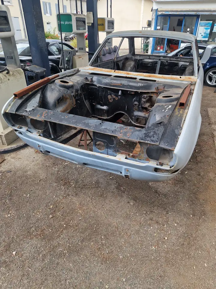 Peugeot 504