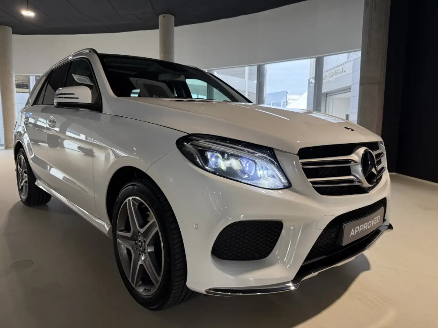 Mercedes-Benz GLE 350 350d 4Matic Aut. Blanc - 1