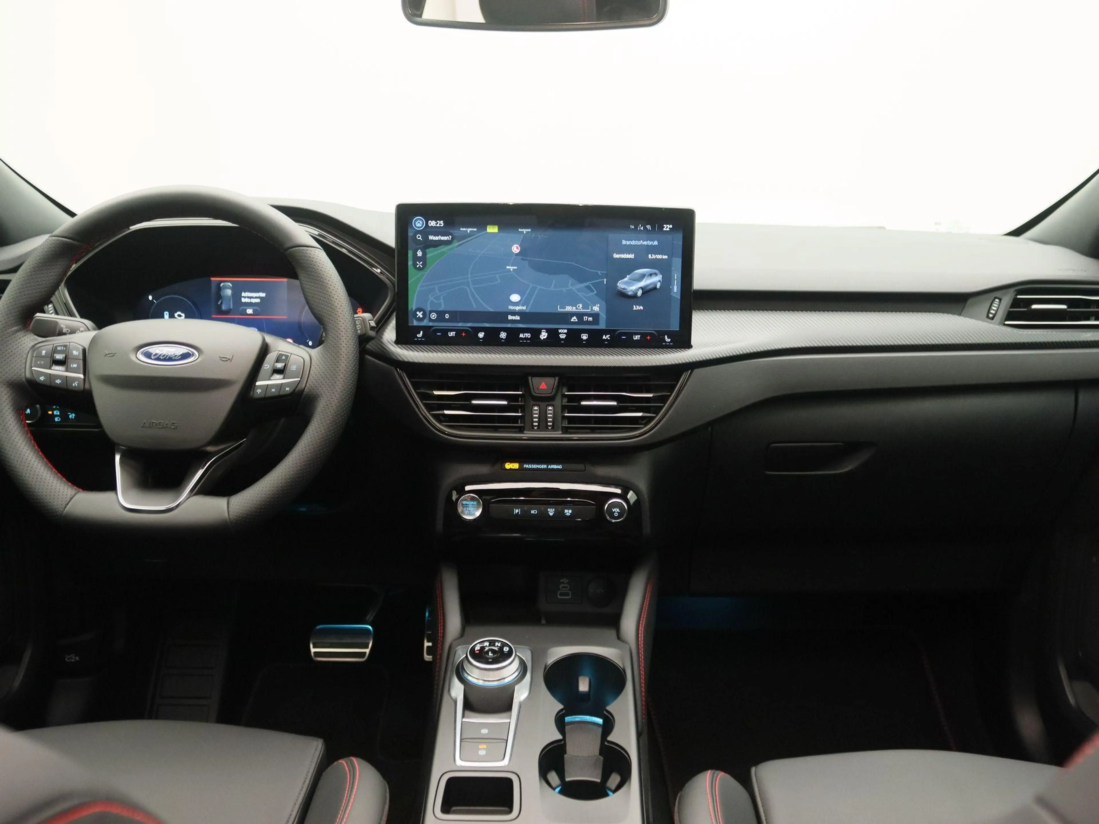Ford Kuga 2.5 PHEV ST-Line X — photo 7