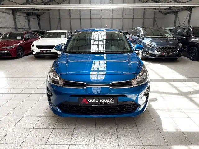 Kia Rio view 2