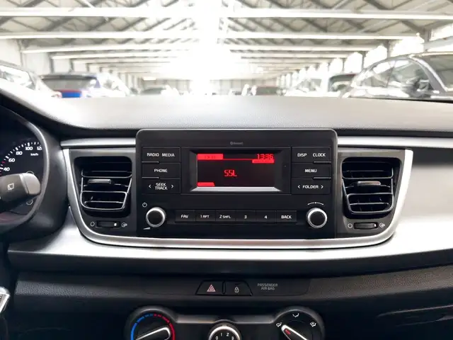 Kia Rio view 12