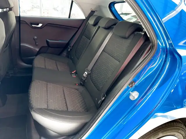 Kia Rio view 15