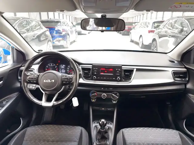 Kia Rio view 9