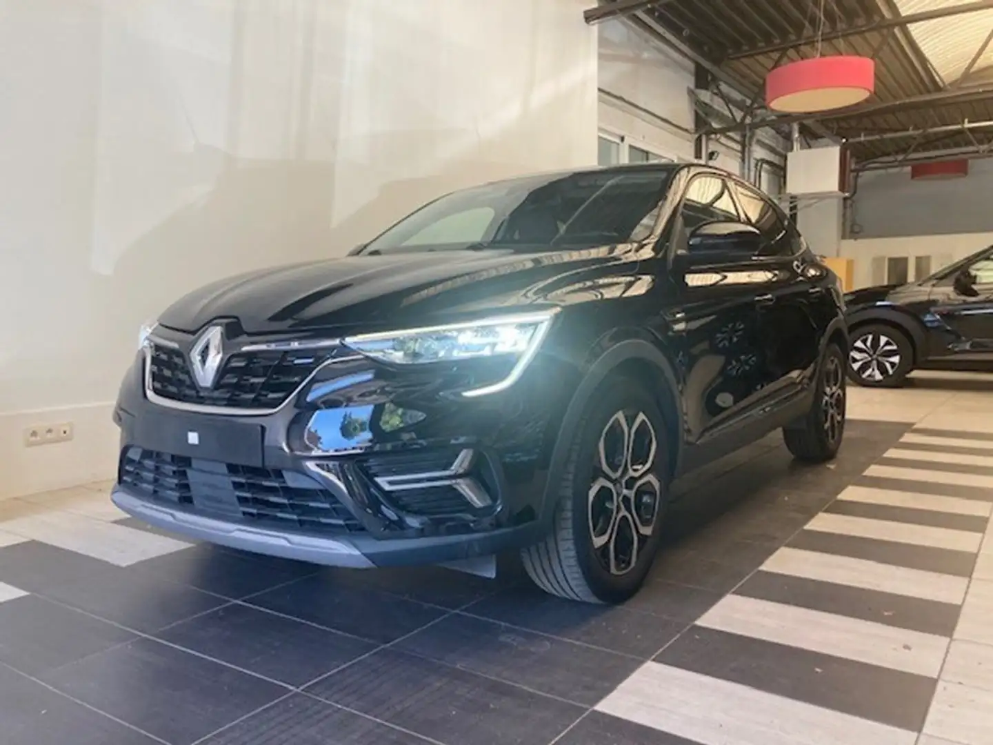 Renault Arkana E-TECH Noir - 1