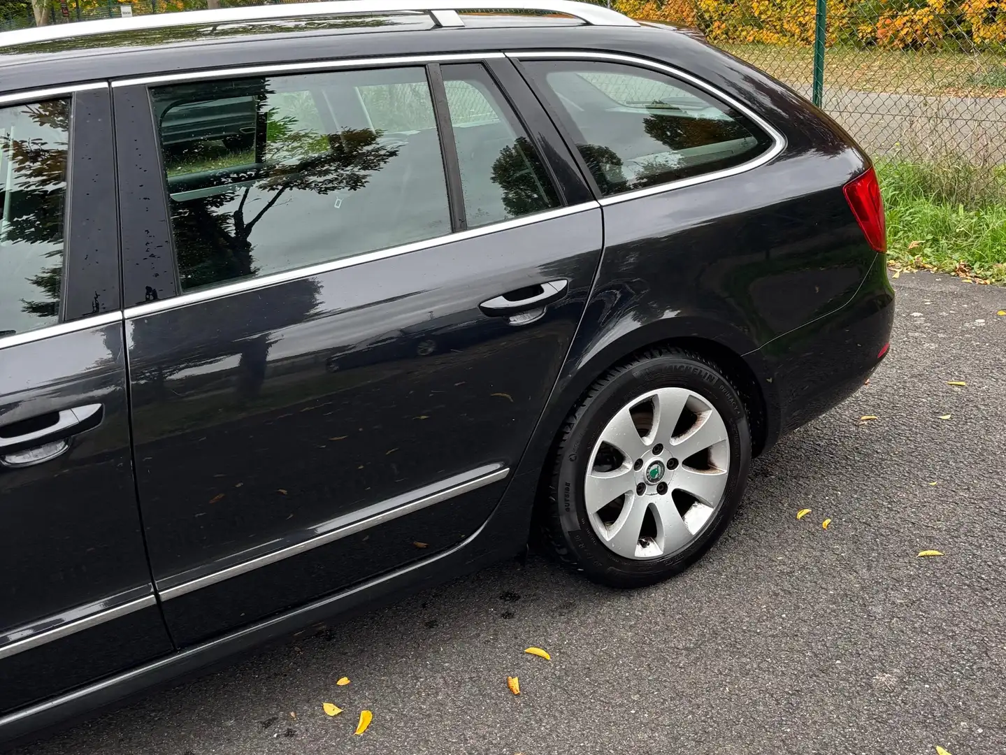 Skoda Superb Superb Combi 1.6 TDI GreenLine Noir - 2
