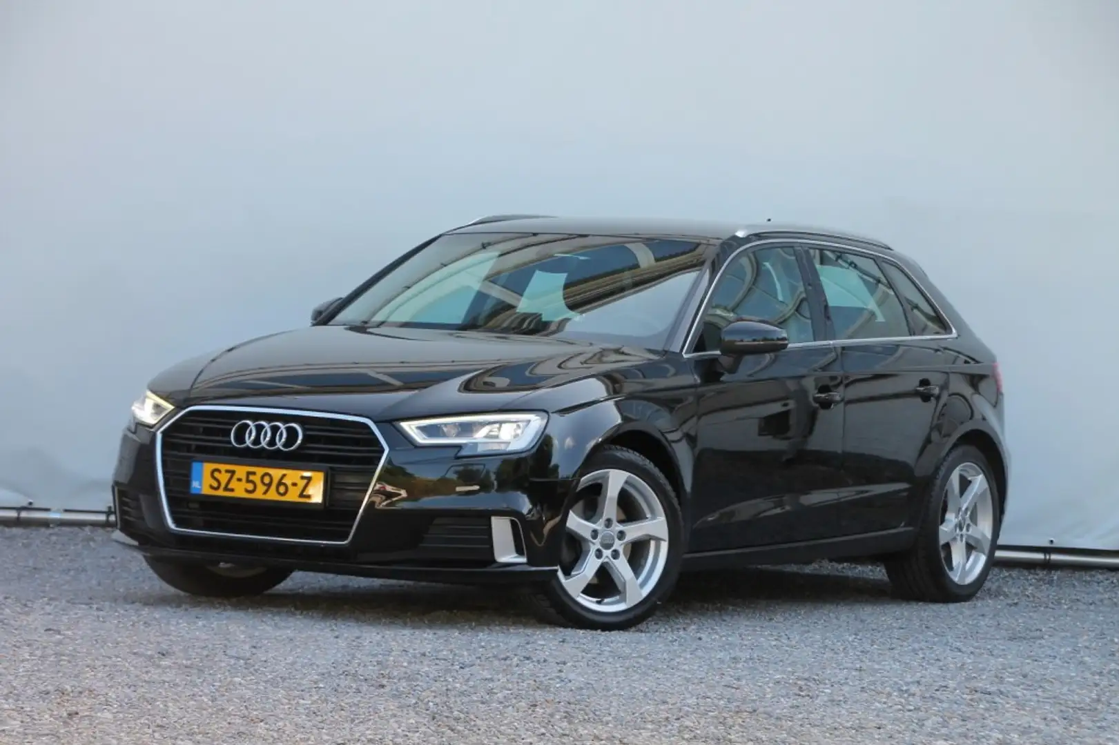 Audi A3 Sportback 1.0 TFSI Sport Lease Edition - 116 pk ** Zwart - 2