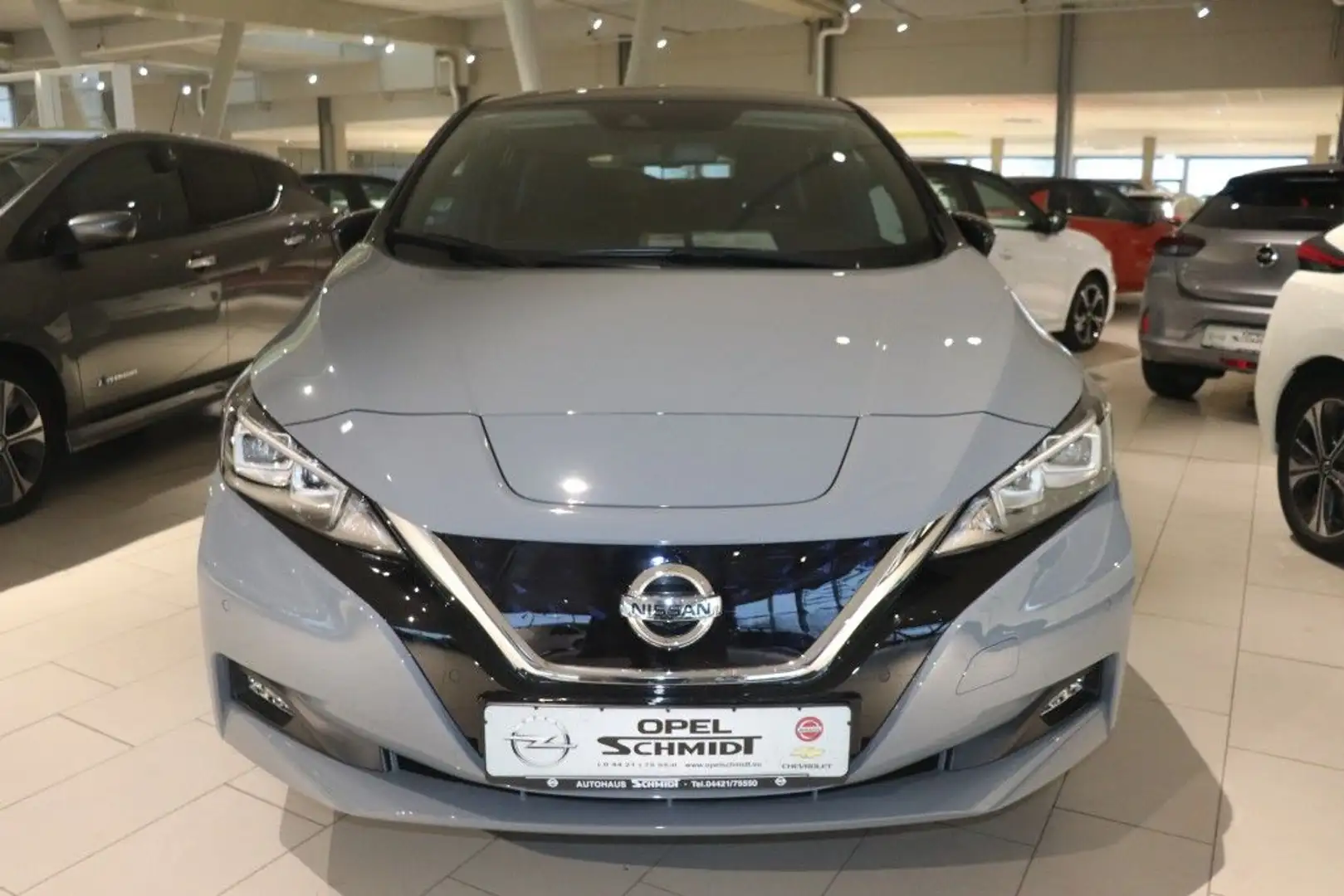 Nissan Leaf 40 kWh N-Connecta Grau - 2
