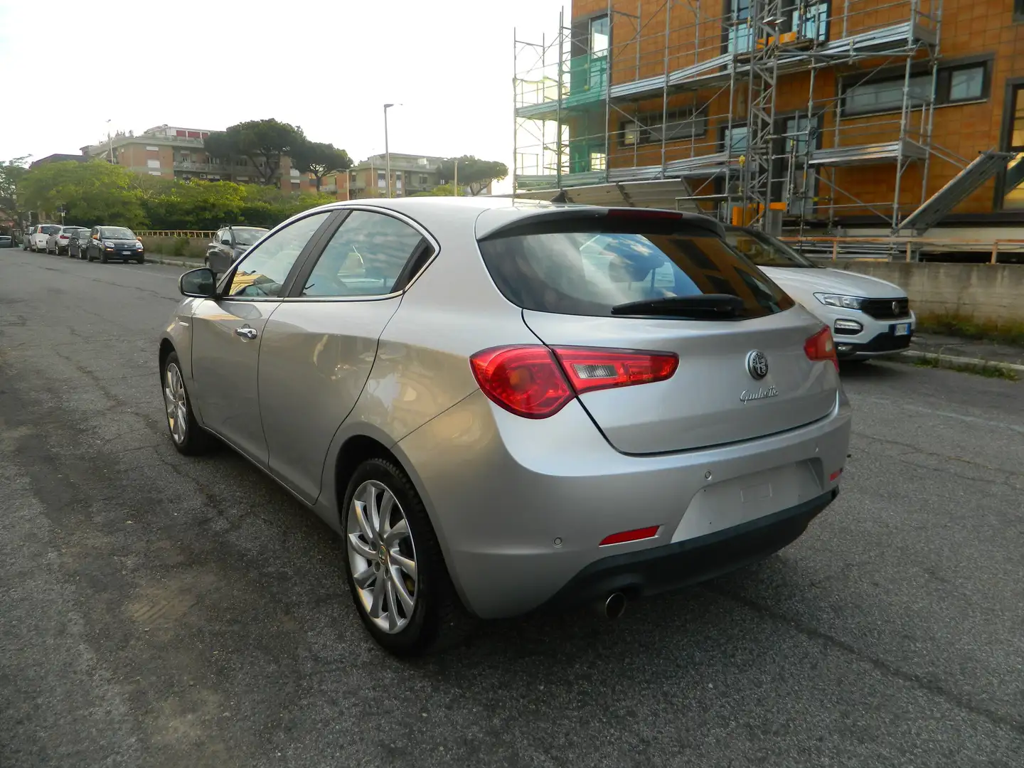 Alfa Romeo Giulietta 1.6 JTDm 105CV DISTINCTIVE - GARANTITA Argento - 1