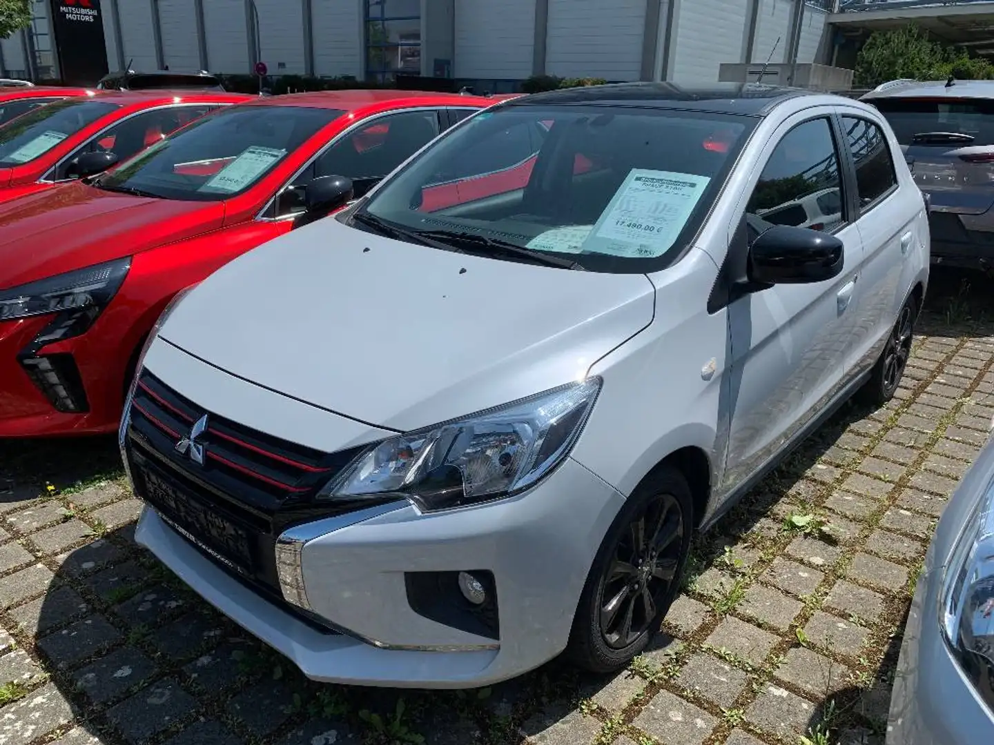 Mitsubishi Space Star Select+ Black1.2 MIVEC ClearTec CVT Weiß - 1