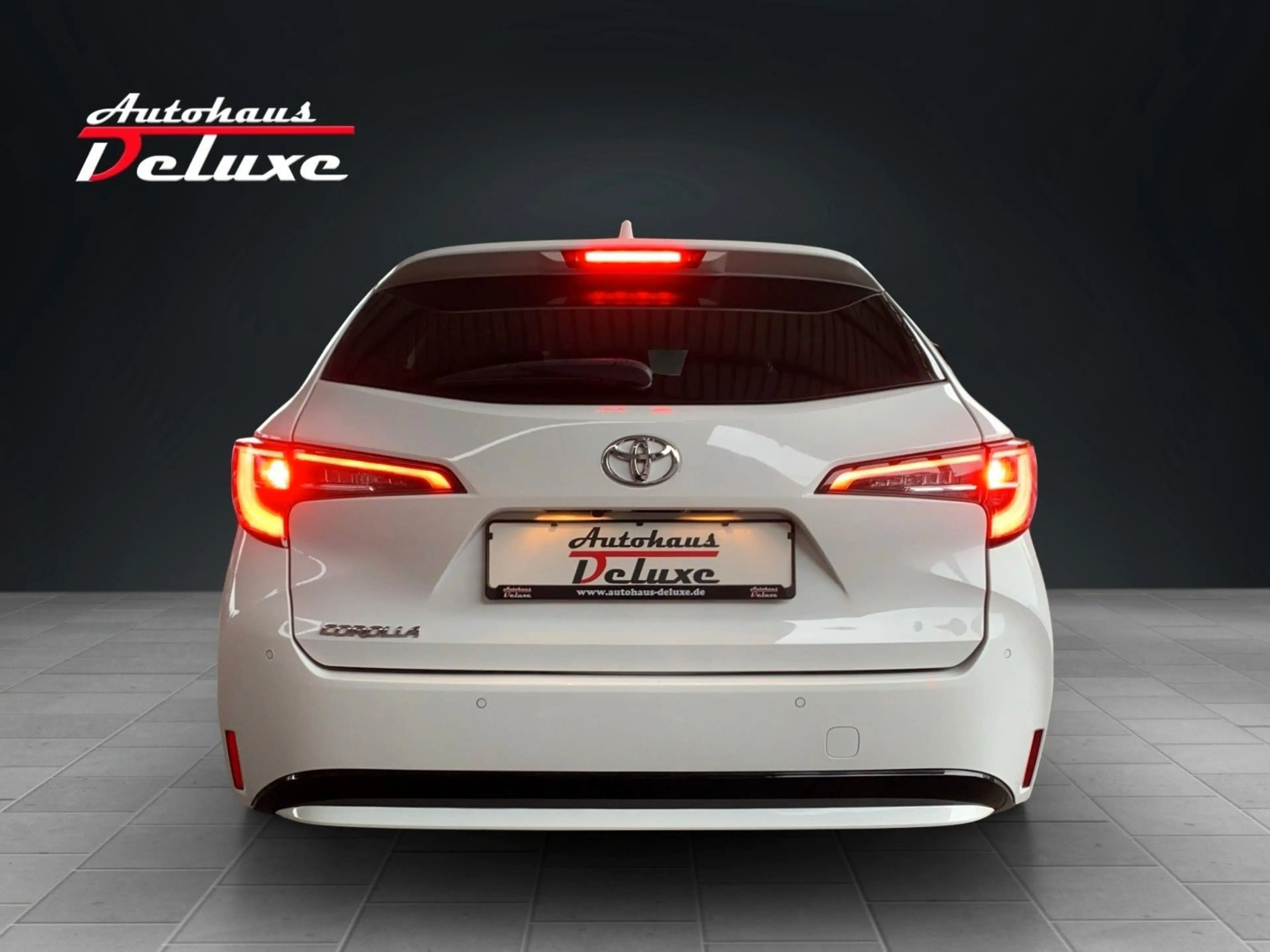 Toyota Corolla TOURING SPORTS TEAM D NAVI-KAMERA-LED — photo 6