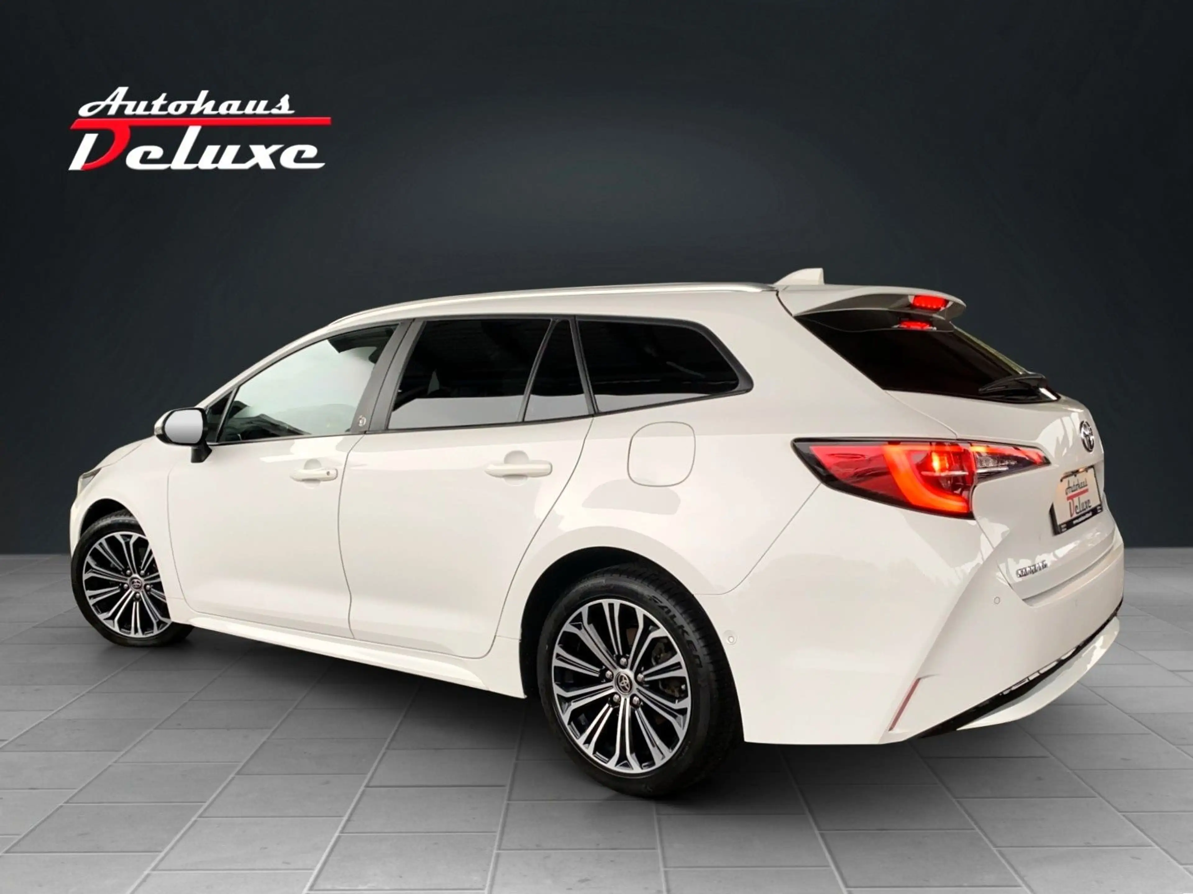 Toyota Corolla TOURING SPORTS TEAM D NAVI-KAMERA-LED — photo 5