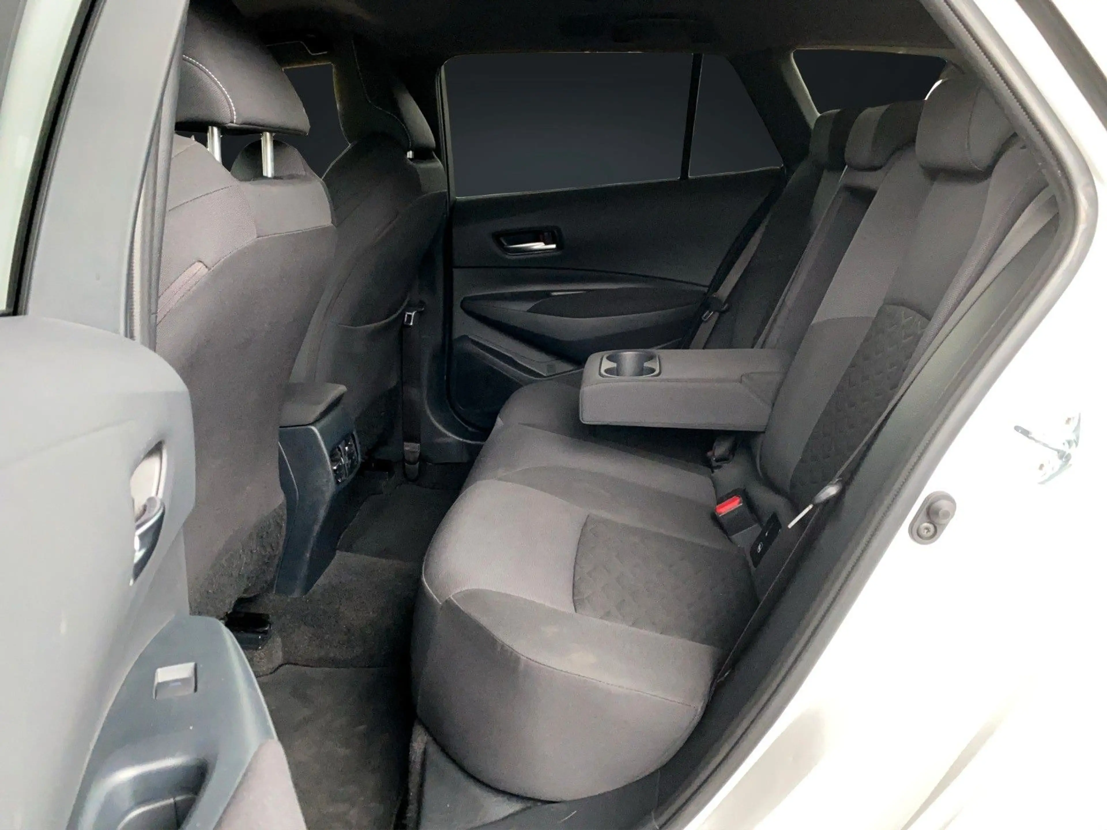 Toyota Corolla TOURING SPORTS TEAM D NAVI-KAMERA-LED — photo 14