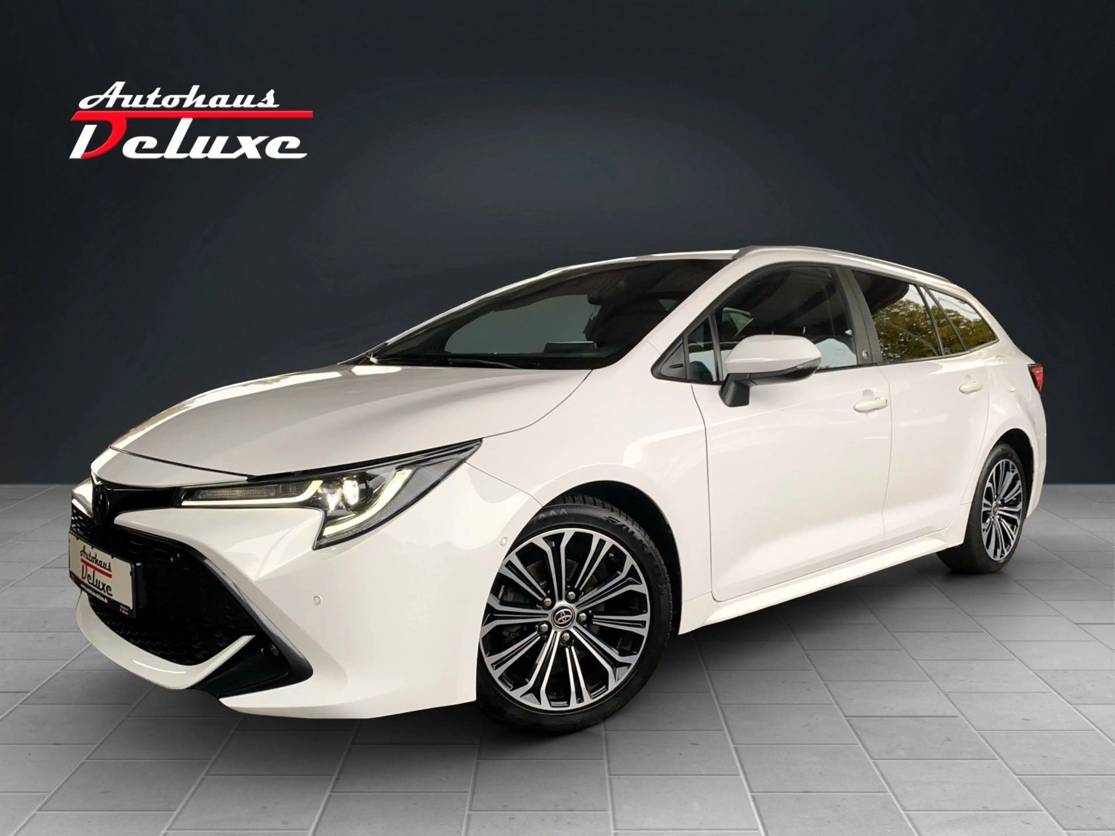 Toyota Corolla TOURING SPORTS TEAM D NAVI-KAMERA-LED