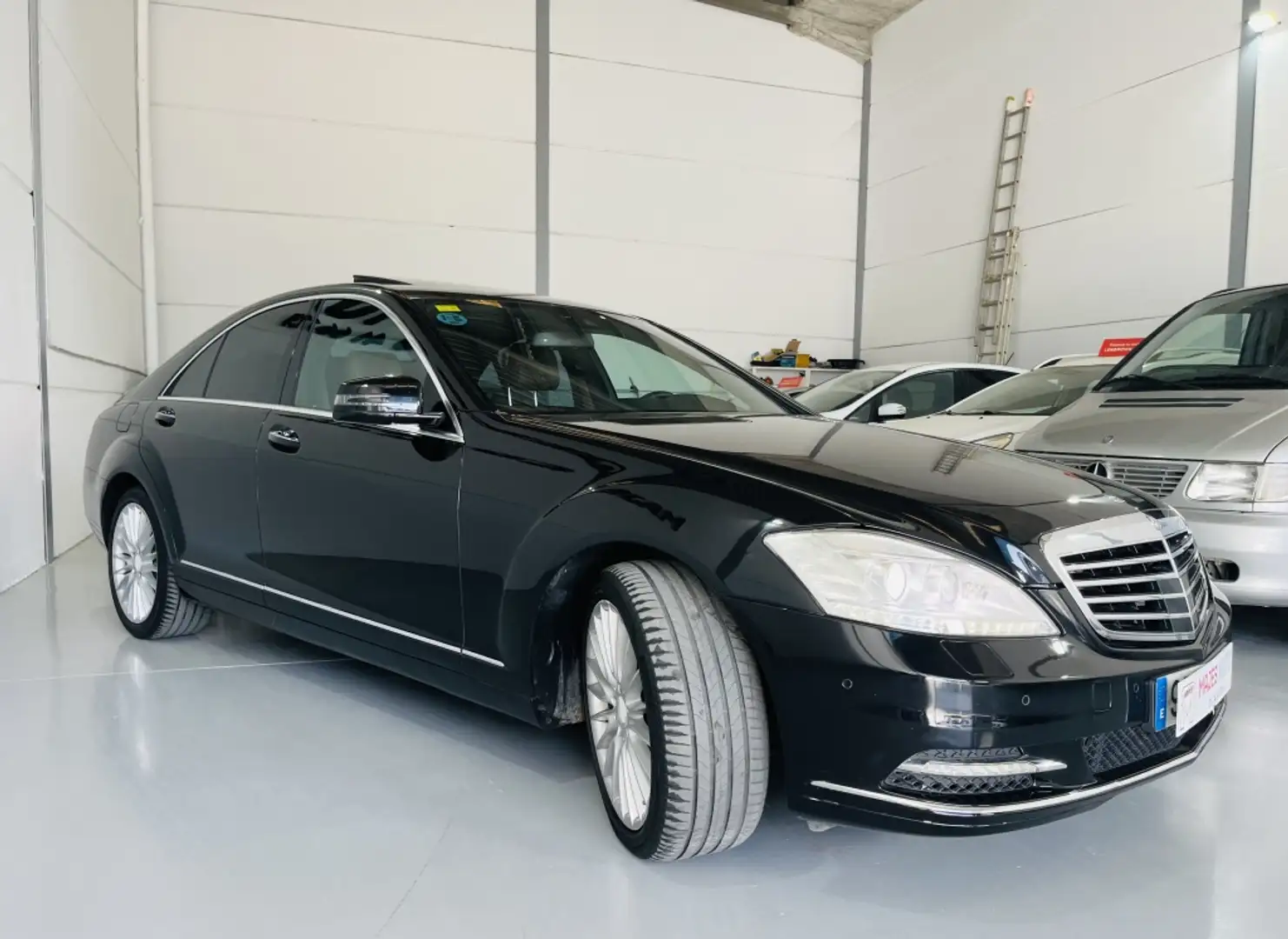 Mercedes-Benz S 350 BT 4M Edition 1 (4.75) Aut. Schwarz - 2