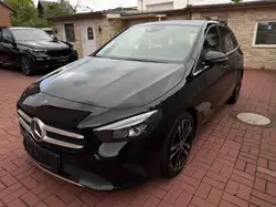 Mercedes-Benz B 200 Edition 19 AUT+AMBIENTE+NAVI+LED