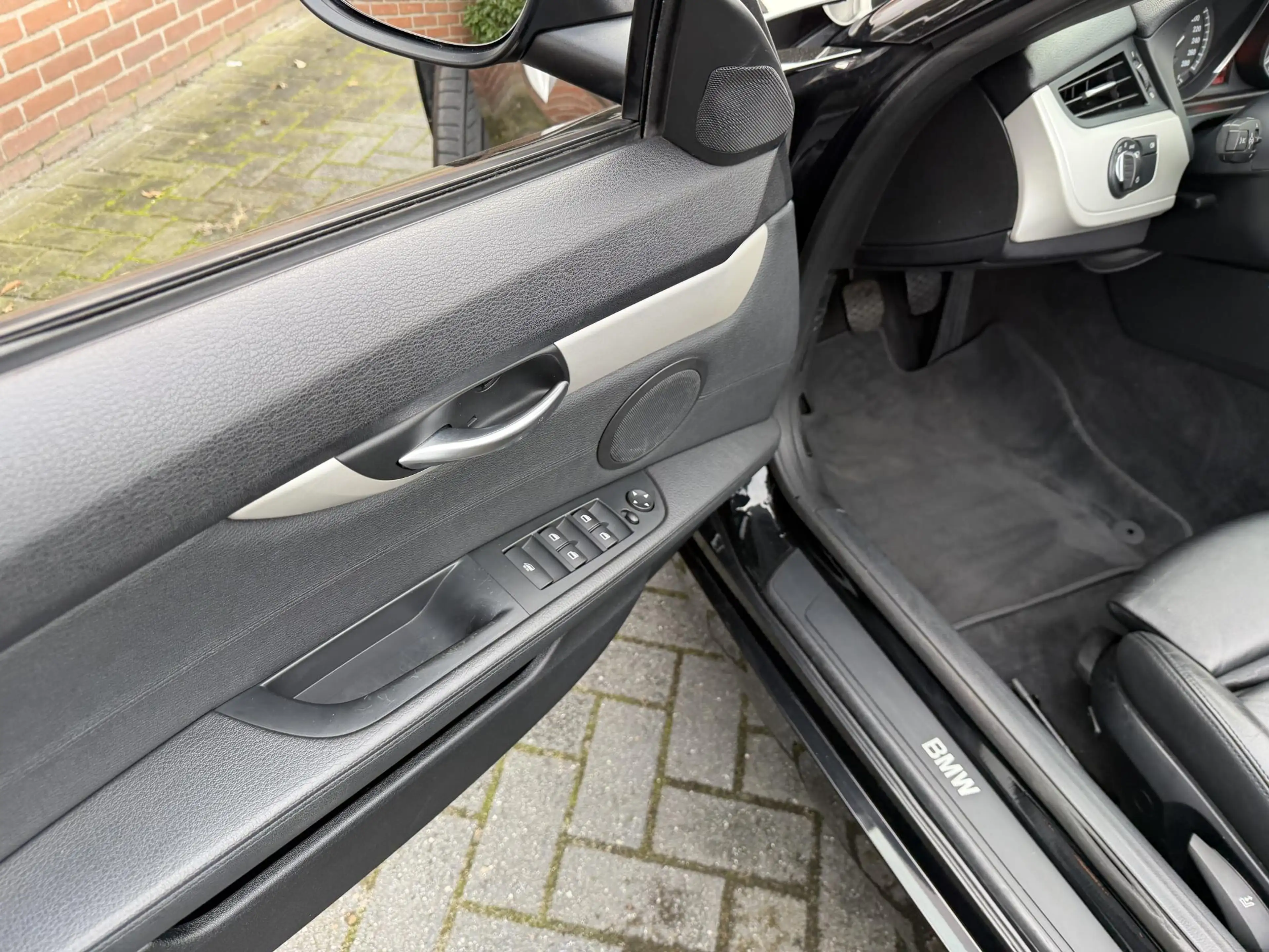 BMW Z4 Roadster sDrive20i — photo 19