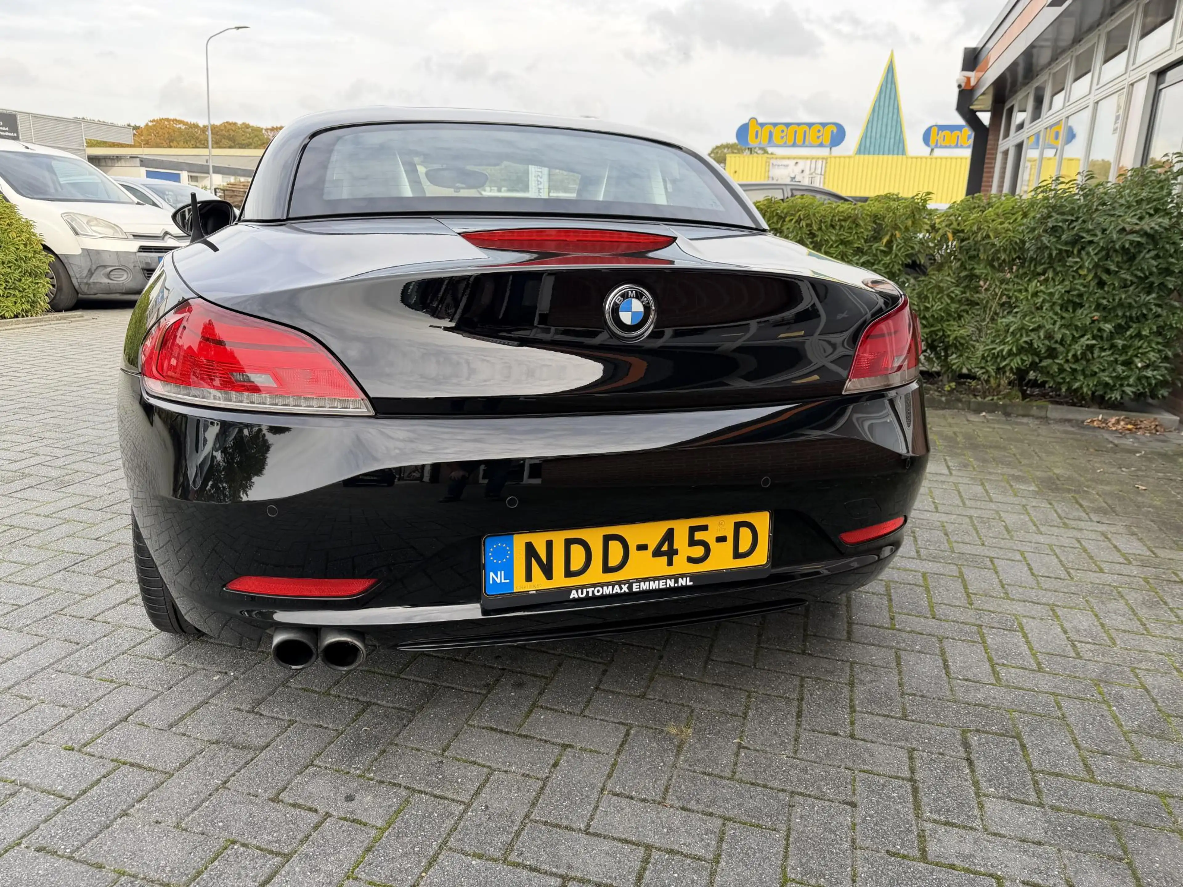 BMW Z4 Roadster sDrive20i — photo 8