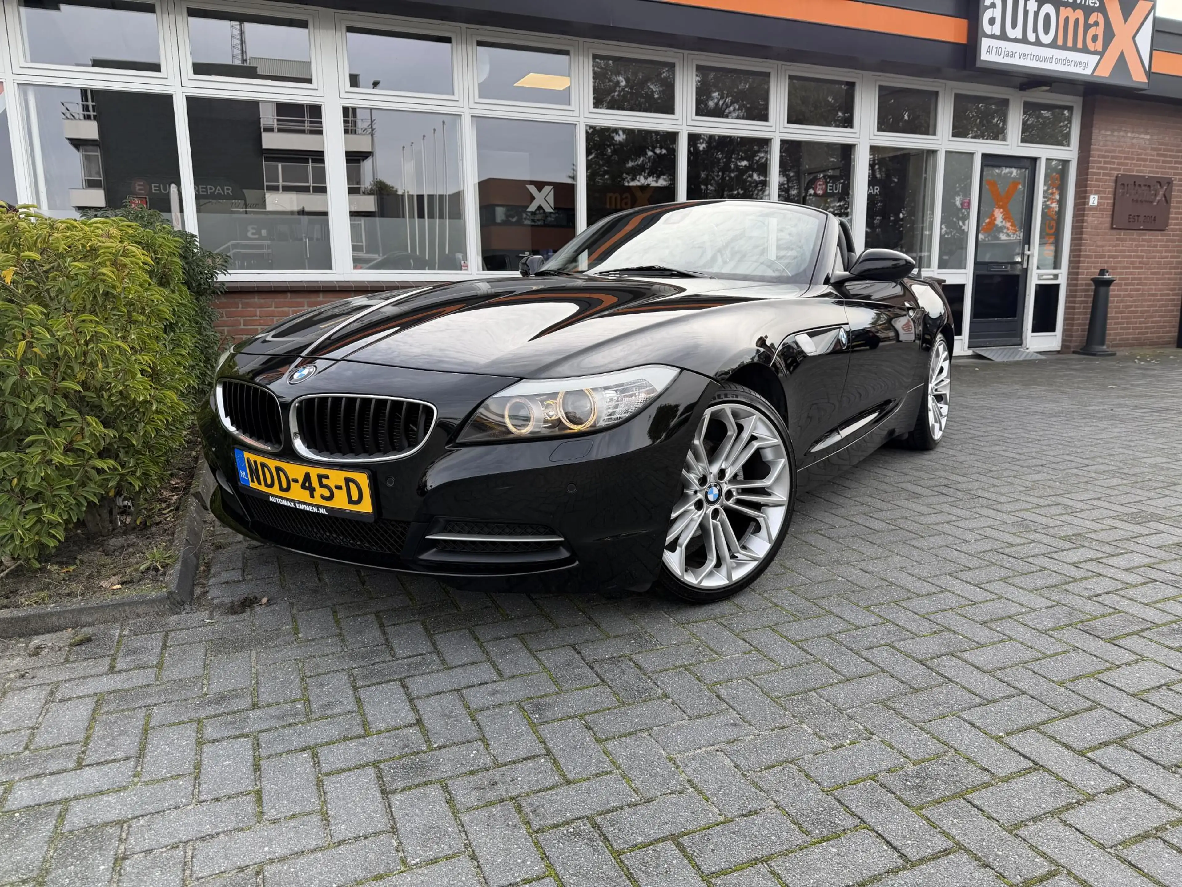 BMW Z4 Roadster sDrive20i — photo 9
