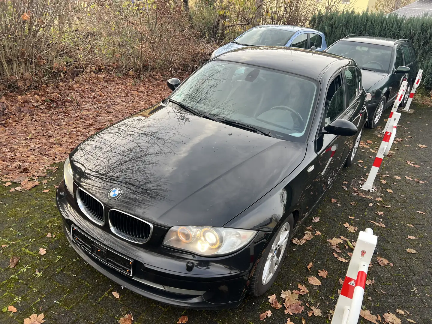 BMW 120 120d Schwarz - 1