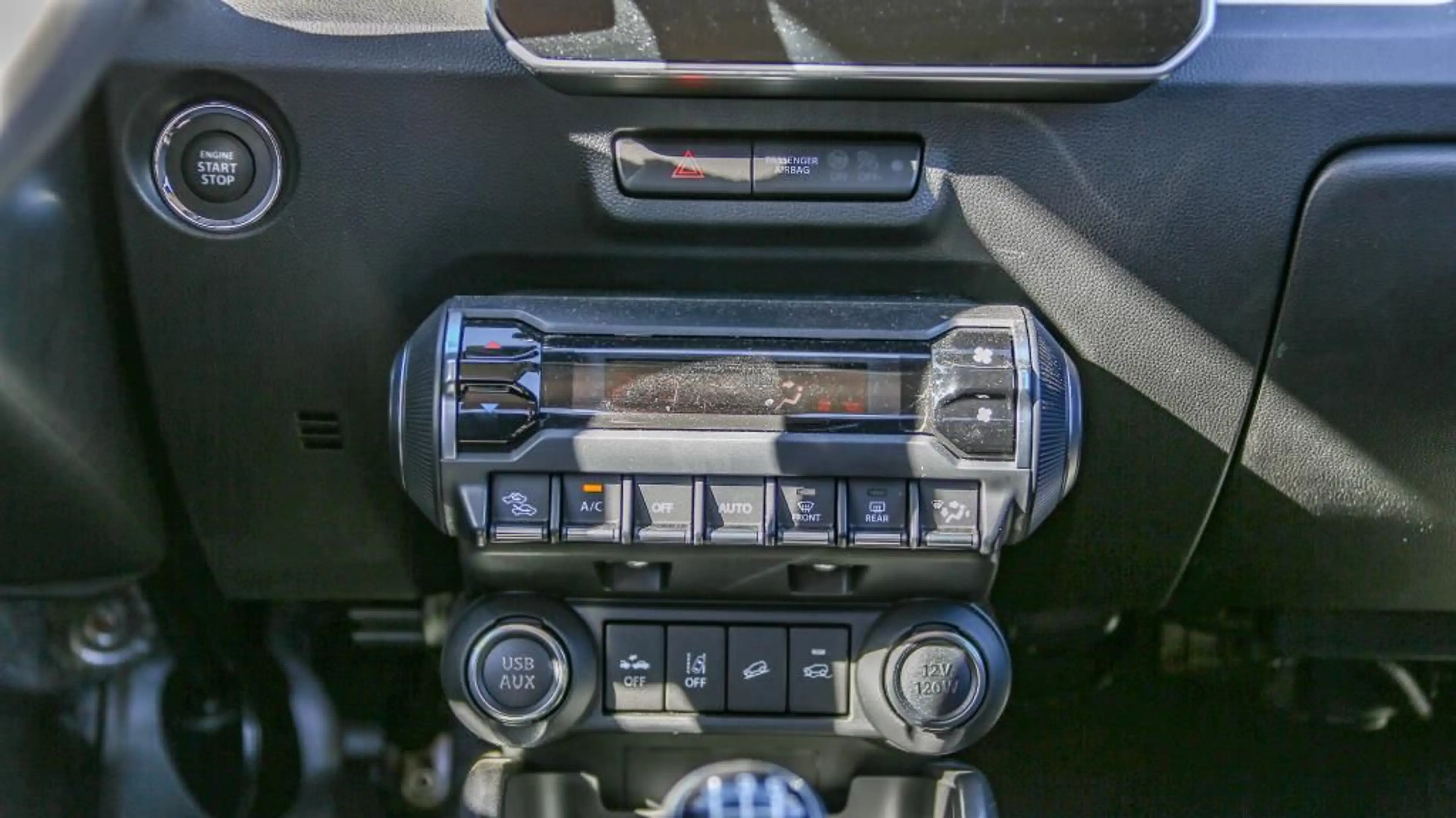 Suzuki Ignis IGNIS COMFORT+ ALLGRIP HYBRID LED+SHZ+NAVI — photo 12