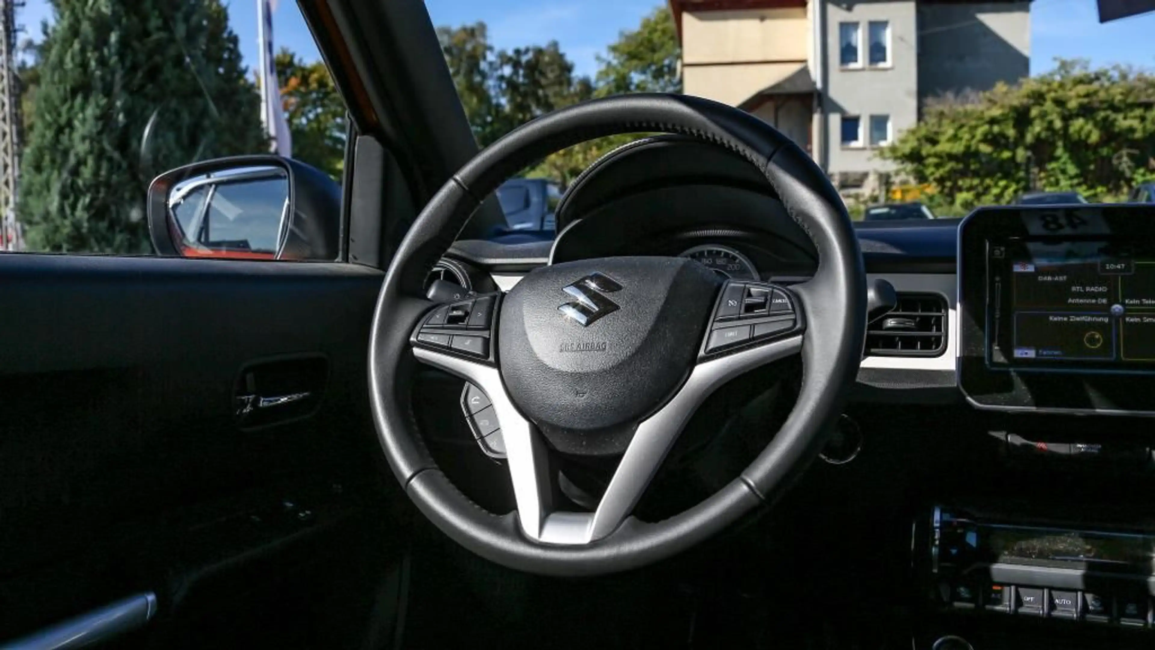 Suzuki Ignis IGNIS COMFORT+ ALLGRIP HYBRID LED+SHZ+NAVI — photo 10