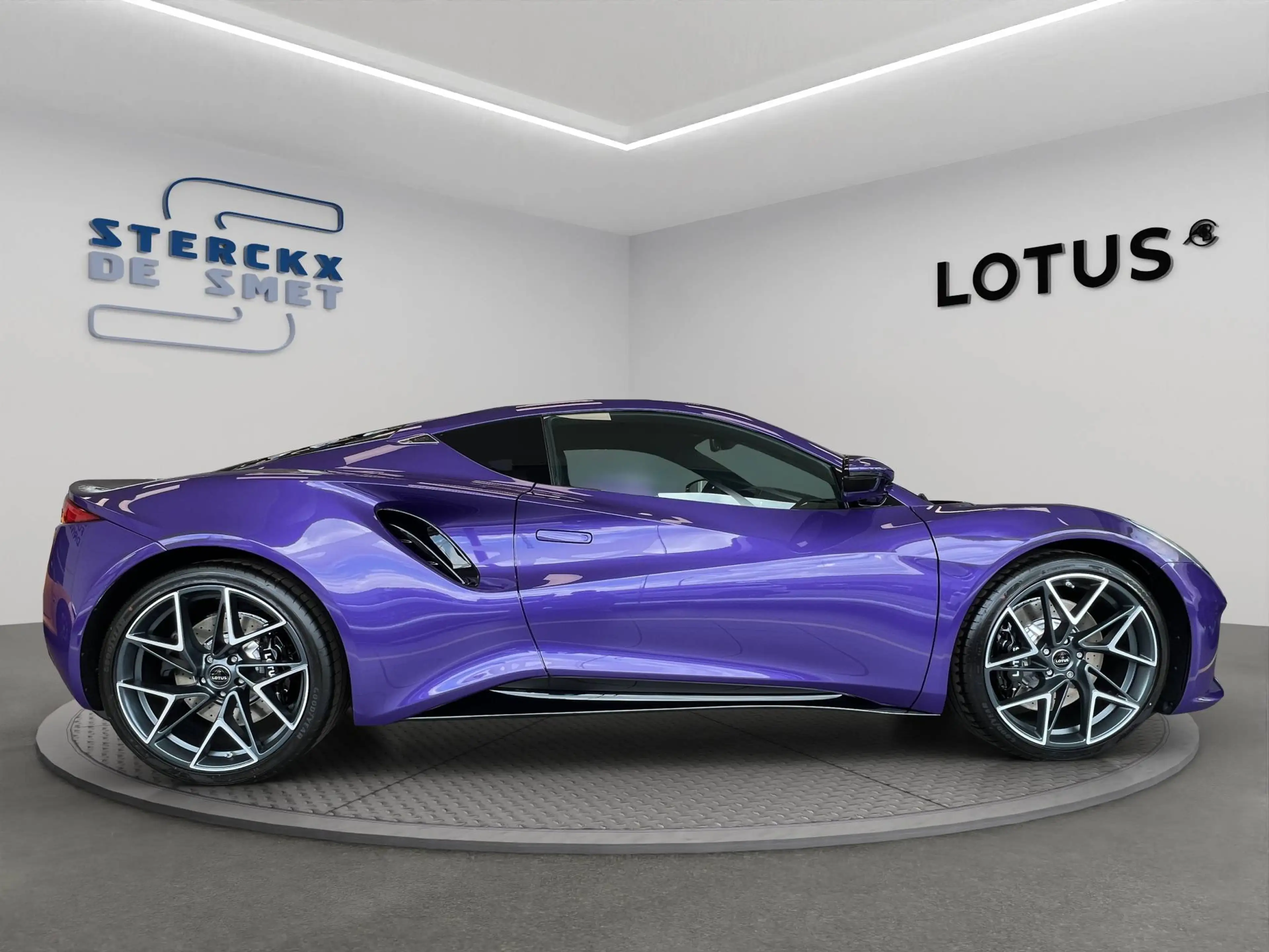Lotus Emira Emira Turbo SE — photo 7