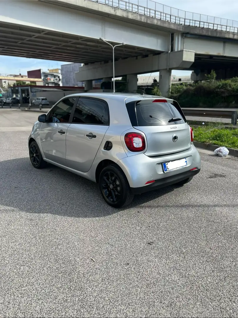 smart forFour 1.0 Youngster 71cv c/S.S. Grigio - 2