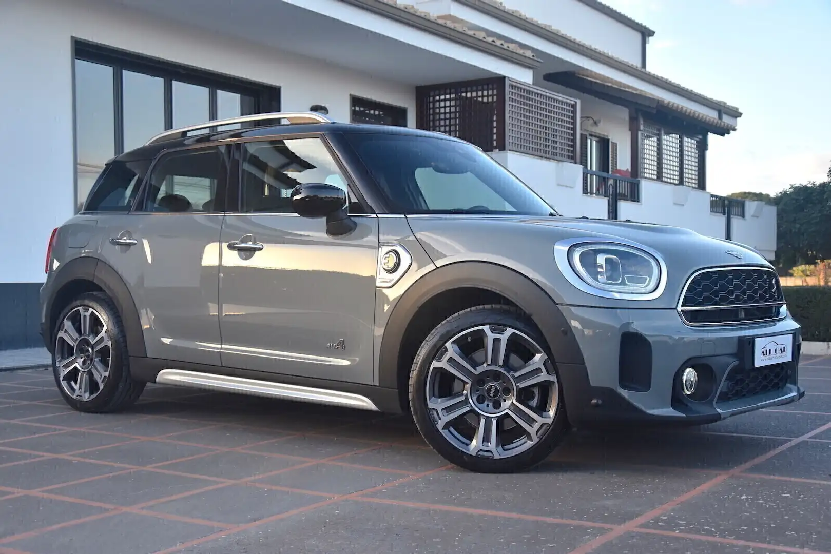MINI Cooper Countryman Mini Countryman Cooper SE Yours Plug-in 125cv ALL4 Grigio - 1