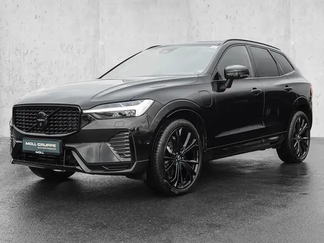 Volvo XC60 view 2